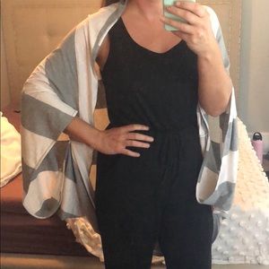 Lululemon sage scarf - heather grey striped - EUC